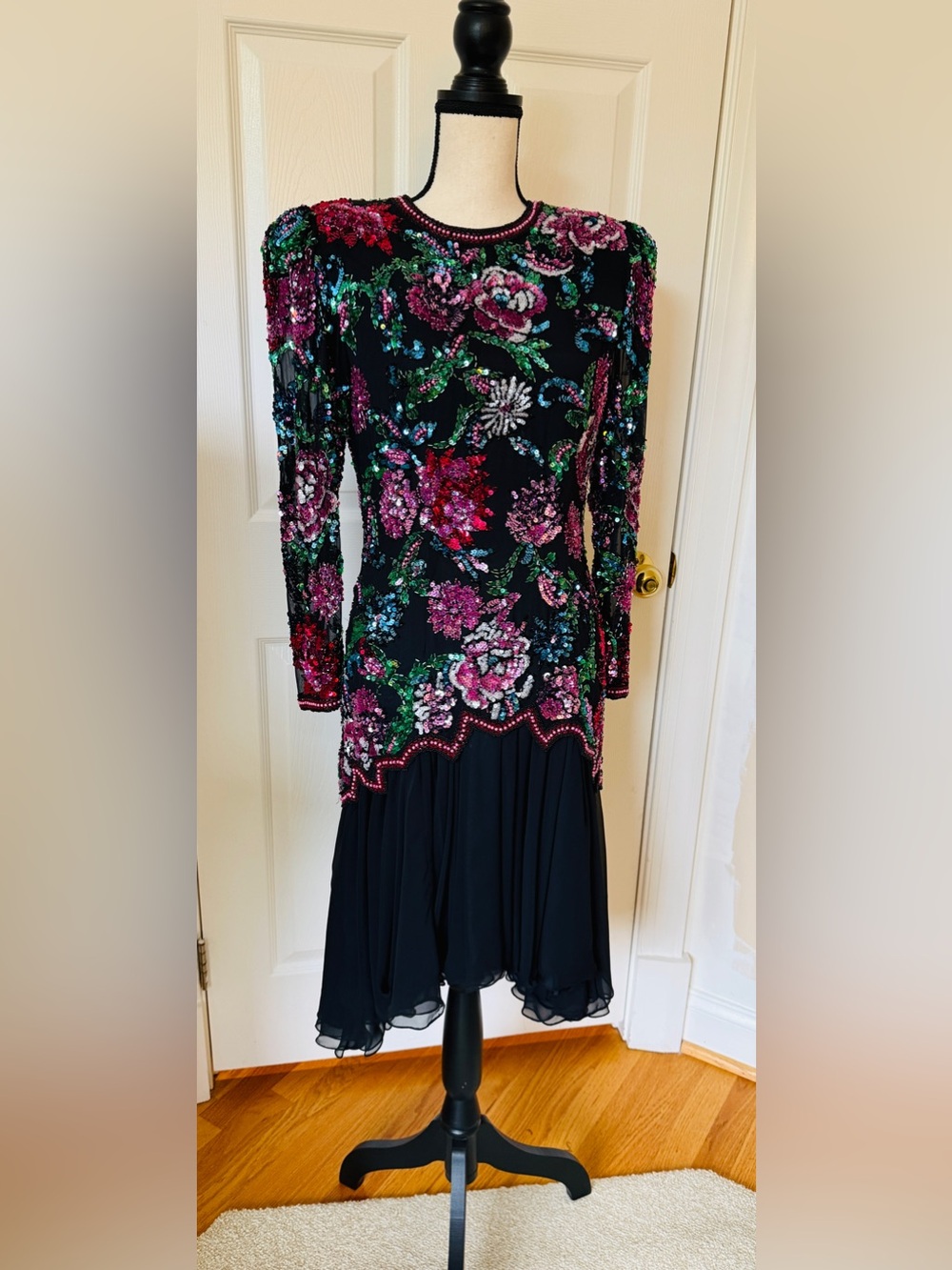 Vintage Black Tie Women's Floral Beaded Sequin Ball Gown Midi Dress Size 4 *EUC*